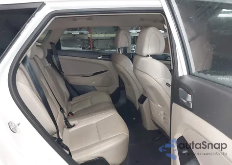 2018 Hyundai Tucson Sel Plus z USA, uszkodzony, nr VIN KM8J33A44JU614392